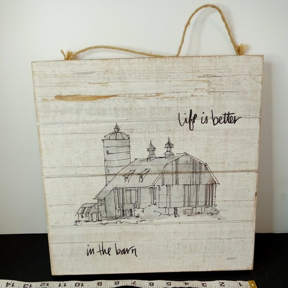 Wooden Wall Plaque Sign- Farm House Style, Life is Better‎ in a Barn - Picture 1 of 7